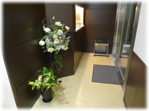 松田心療内科の入り口です。